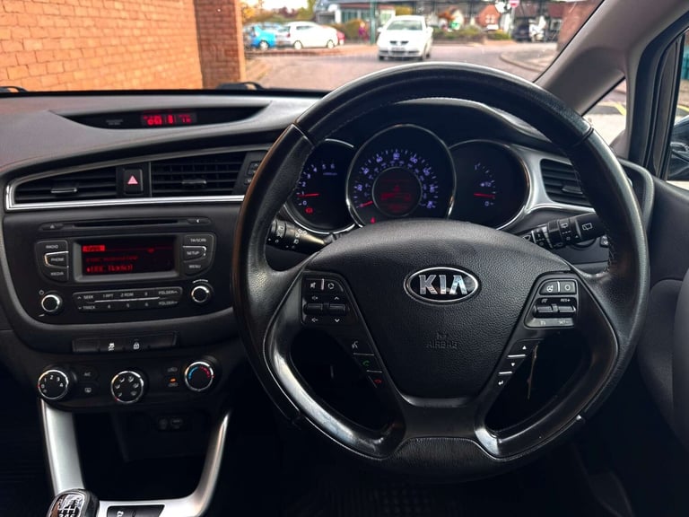 2016 Kia Ceed 1.6 CRDi ISG 2 5dr HATCHBACK DIESEL Manual