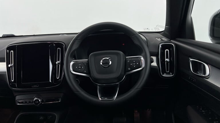 2024 Volvo XC40 Plus, B4 Mild hybrid, Petrol, Dark Estate Petrol Automatic