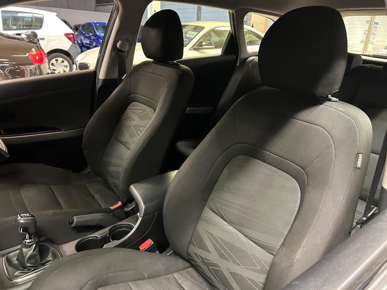 2012 Kia Ceed 1.6 CRDi EcoDynamics 1 Sportswagon Euro 5 (s/s) 5dr ESTATE Diesel Manual