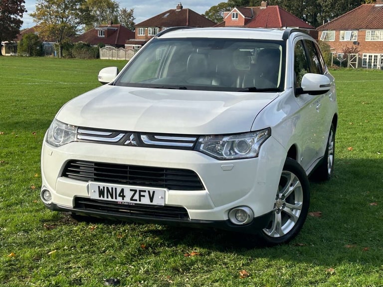 2014 Mitsubishi Outlander 2.3 Outlander GX 5 DI-D Auto 4WD 5dr SUV Diesel Automatic