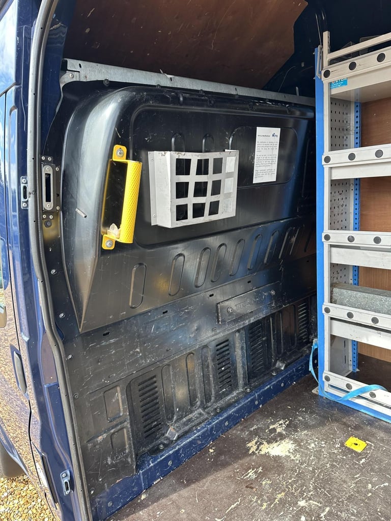 2013 Ford Transit 2.2 TDCi 350 Panel Van 3dr Diesel Manual FWD L2 H3 (209 g/km, 123 bhp) Panel Va...