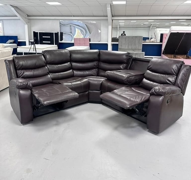 Discounted Price !! Black Leather Recliner Corner Sofa - 5 Seater Sof 