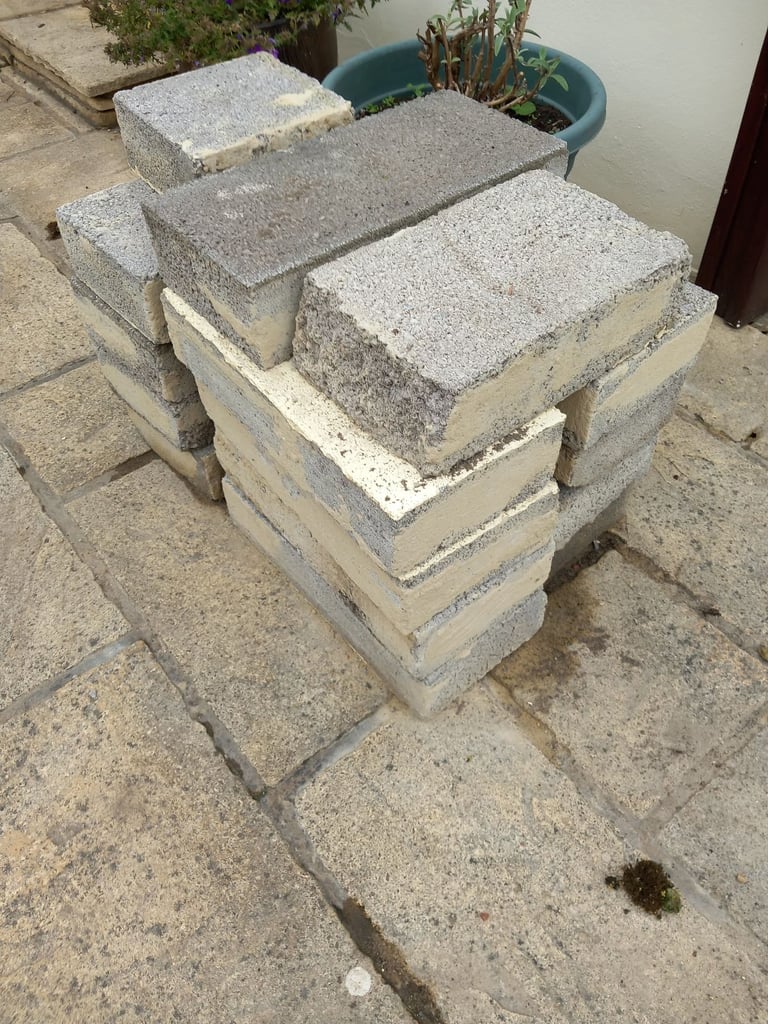 FREE Breeze Blocks