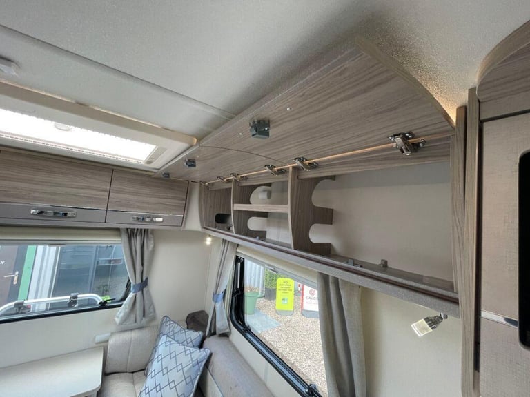 Elddis Majestic 120 2 Berth 2 Belt End lounge motorhome 3500kg