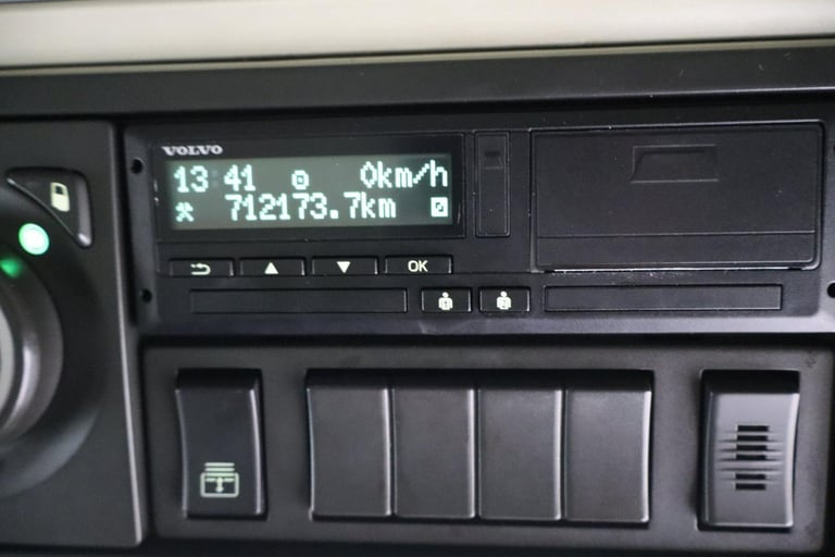 2019 (69 PLATE) Volvo FH460 6x2 Euro 6 Tractor Units