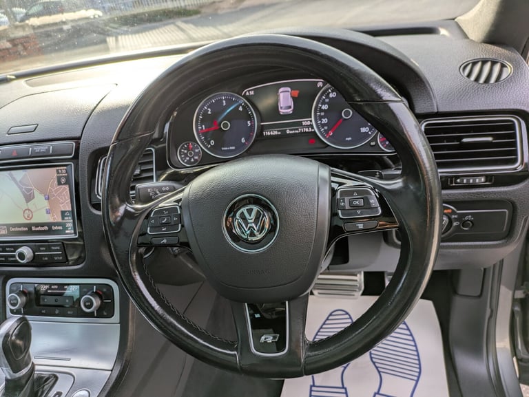 2016 Volkswagen Touareg 3.0 V6 TDI BlueMotion Tech 262 R-Line 5dr Tip Auto ESTATE Diesel Automatic