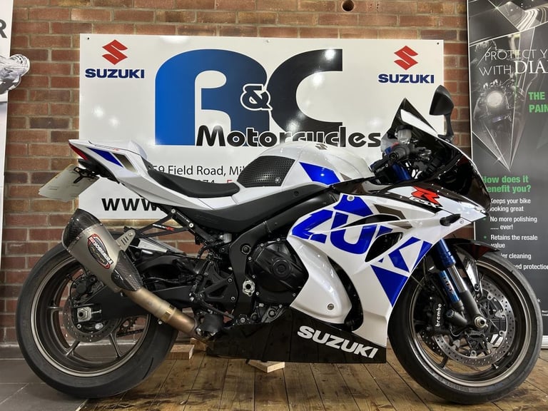 SUZUKI GSXR 1000 RZ AL9 Super Low Mileage