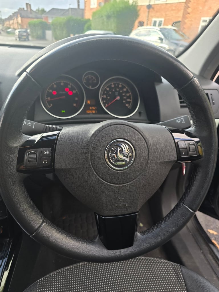Vauxhall, ASTRA, Hatchback, 2008, Semi-Auto, 1598 (cc), 5 doors