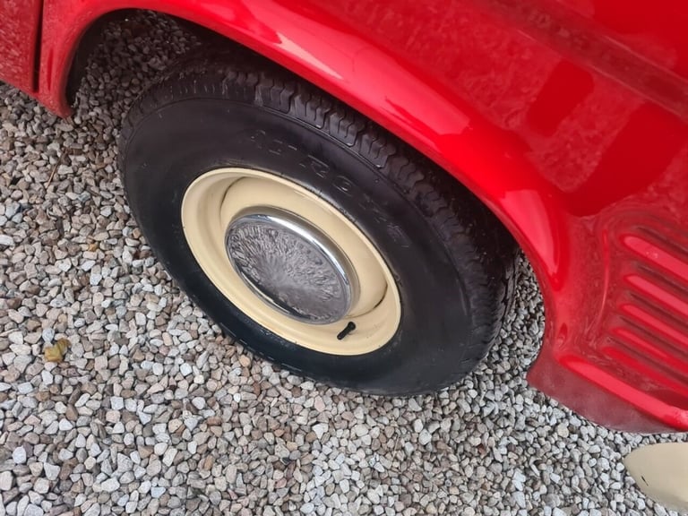 Mk1 TRANSIT 1968 DROPSIDE FULLY RESTORED  1.6V4 INSIDE AND OUT