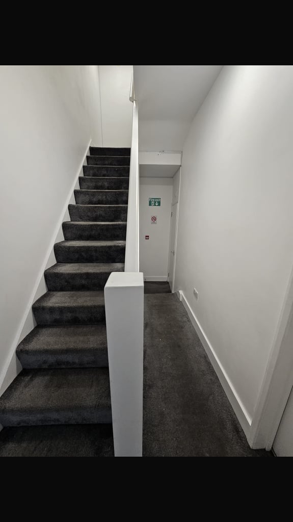 Large 6 bed ensuite house with HMO. 5mins to Thornton Heath 