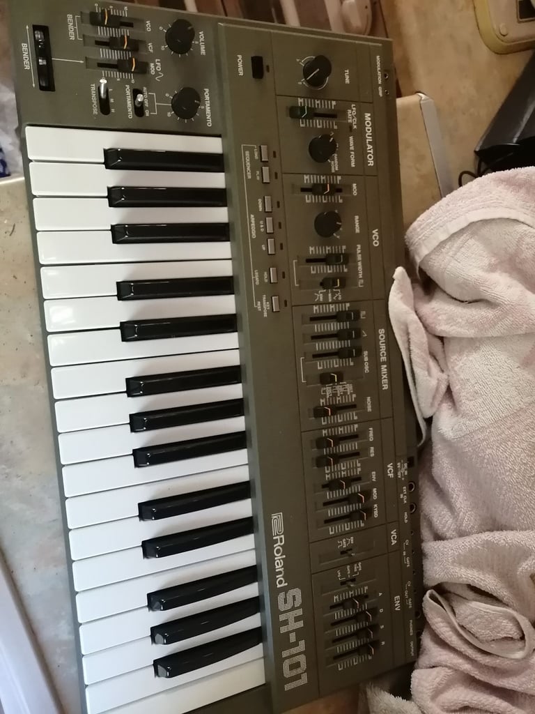 Roland SH101 for sale 