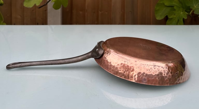 VINTAGE FRENCH COPPER FRYING PAN, 24cm, SBS GRANDE CUISINE FABRICATION FRANCAIS - WILL POST!