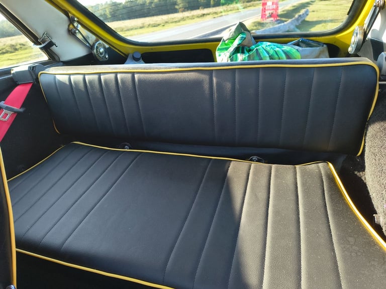 MGB GT Overdrive 1981