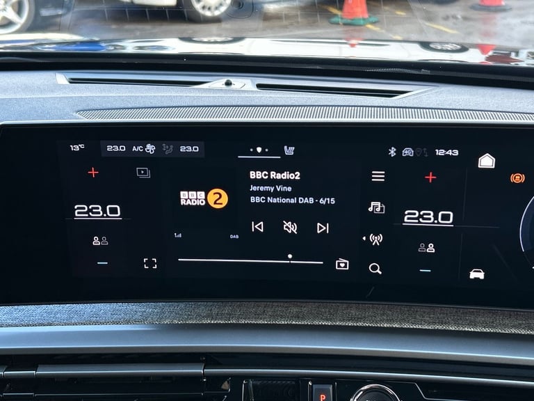 2025 Peugeot 5008 1.2 Hybrid 136 GT 5dr e-DSC6 HATCHBACK PETROL Automatic