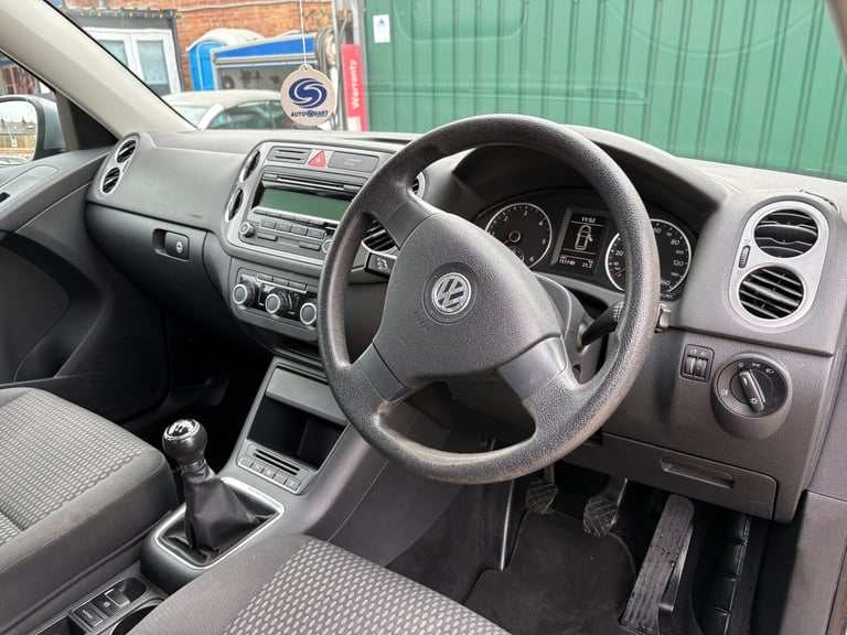 2010 Volkswagen Tiguan 2.0 TDi S 5dr ESTATE Diesel Manual
