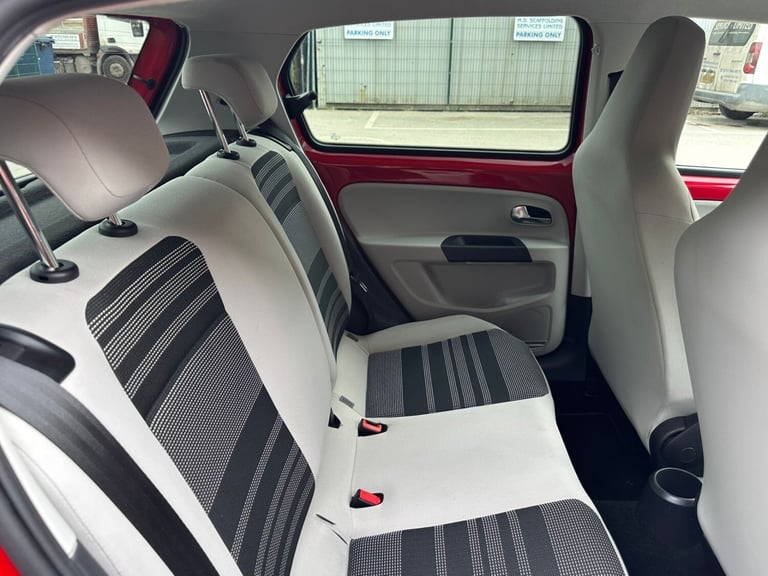 2013 SEAT Mii 1.0 Toca 5dr HATCHBACK Petrol Manual