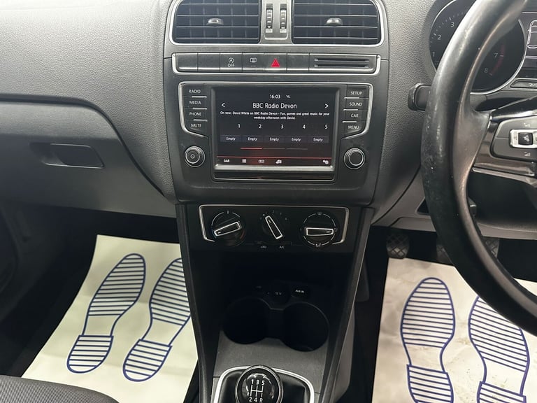 VOLKSWAGEN POLO 1.0 BlueMotion Tech SE 2014