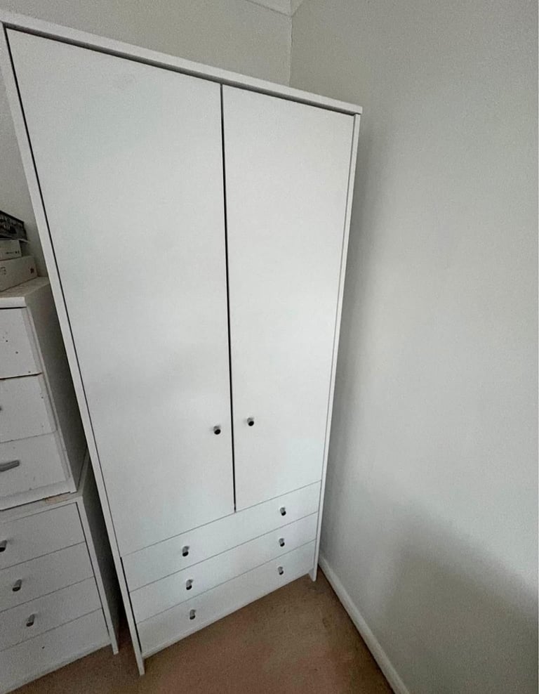 image for 2x Door Wardrobe