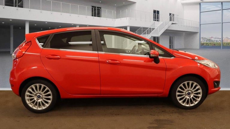 2013 Ford Fiesta 1.0T EcoBoost Titanium Euro 5 (s/s) 5dr HATCHBACK Petrol Manual