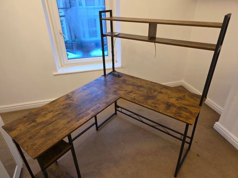 L-Shaped Rustic Corner Desk with Shelves – Great for Home Office or Gaming
