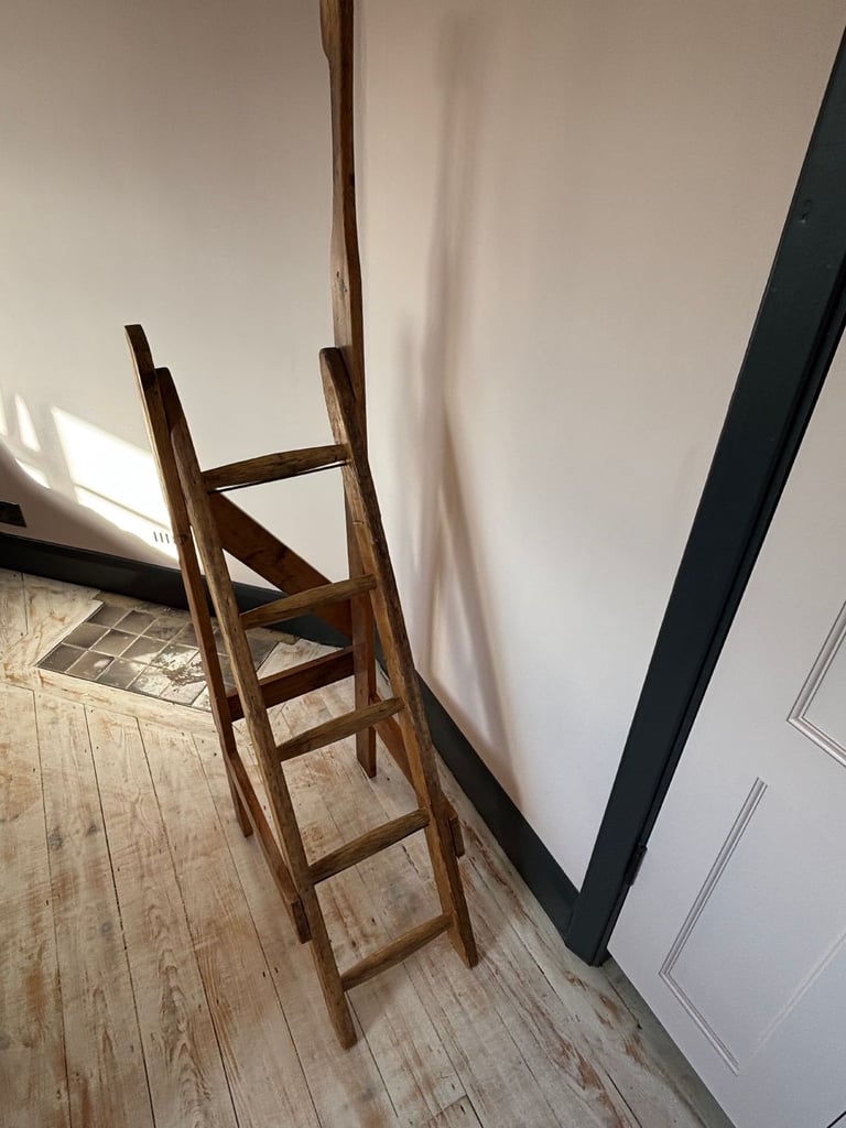 Lovely rustic pine library steps, artisan-made and pre-loved.