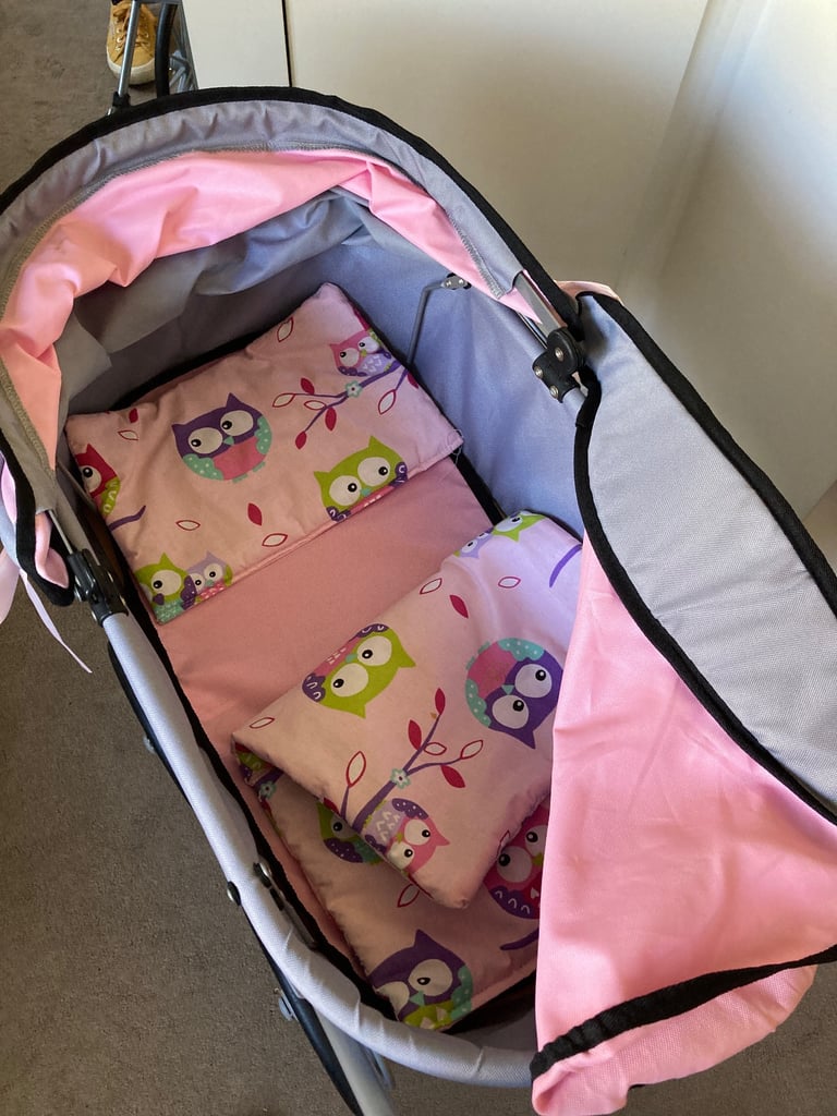 Dolly prams