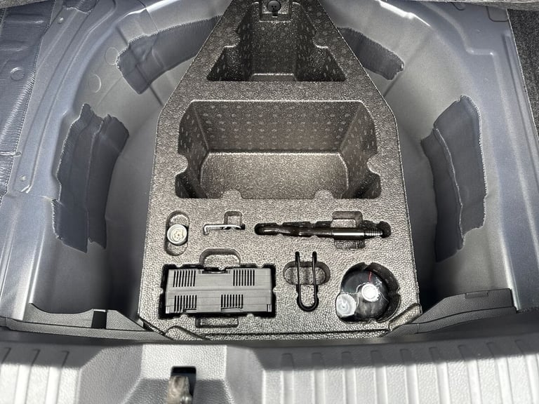 2025 SEAT Ibiza 1.0 TSI 115 FR Black Edition 5dr HATCHBACK PETROL Manual