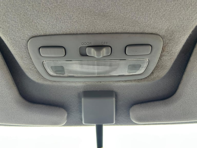 2001 Toyota Previa 2.4 CDX 5dr (7 Seats) MPV Petrol Automatic