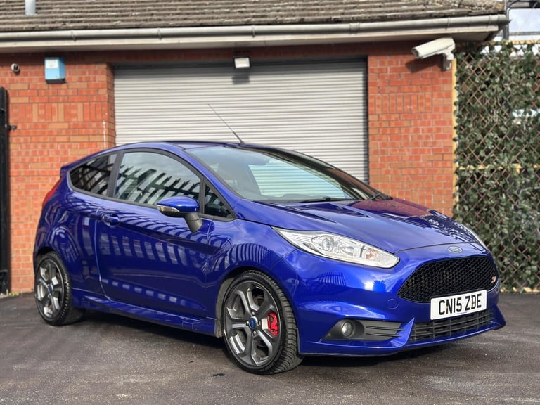 image for 2015 Ford Fiesta 1.6T EcoBoost ST-2 Euro 5 3dr HATCHBACK Petrol Manual