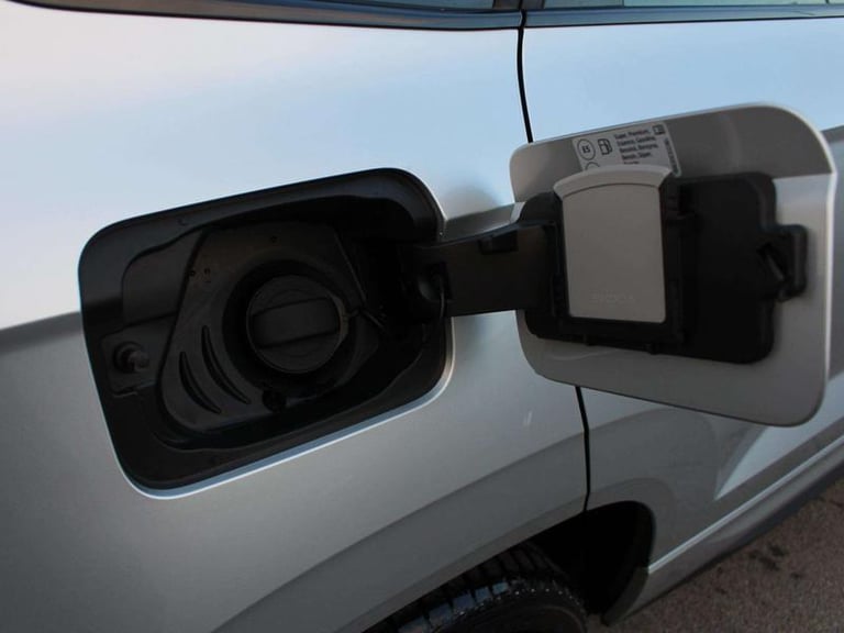 2025 Skoda Karoq 1.5 TSI Sportline Edition 5dr DSG Automatic SUV Petrol Automatic