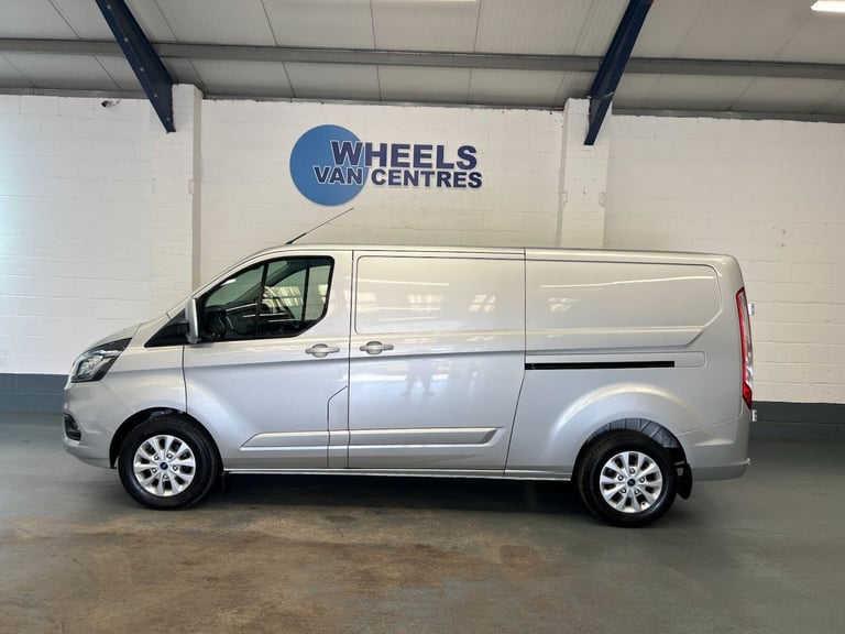 2022 Ford Transit Custom 2.0 300 EcoBlue Limited L2 H1 Euro 6 (s/s) 5dr Panel Van Diesel Manual