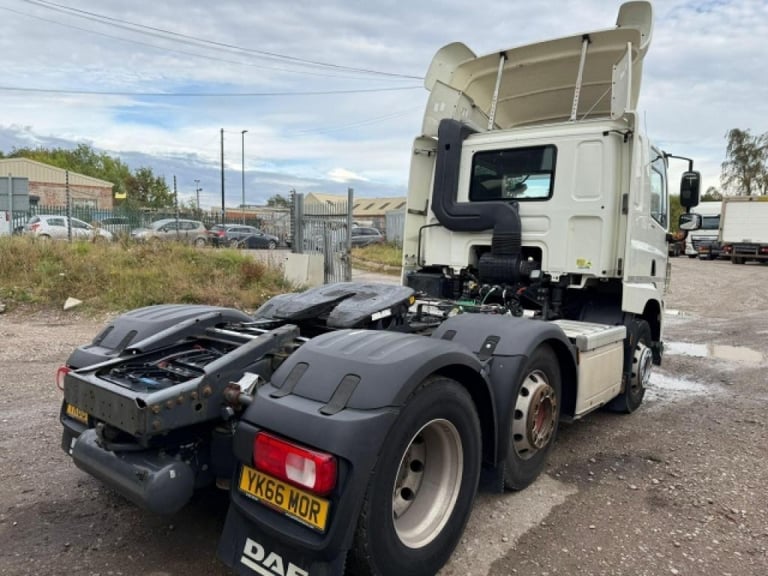 DAF CF 440 6x2 MID LIFT TRACTOR UNIT
