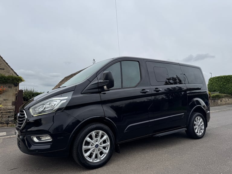 image for 2018 Ford Tourneo Custom 2018 68 FORD TOURNEO CUSTOM 2.0 EcoBlue 130ps Low Roof 8 Seater Titanium...