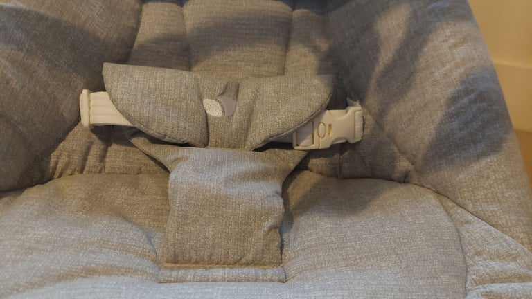 Beautiful, musical Joie baby rocker. Suitable from birth-6months.