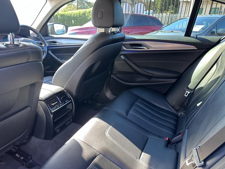2019 BMW 5 Series 3.0 530d SE Auto xDrive Euro 6 (s/s) 4dr SALOON Diesel Automatic