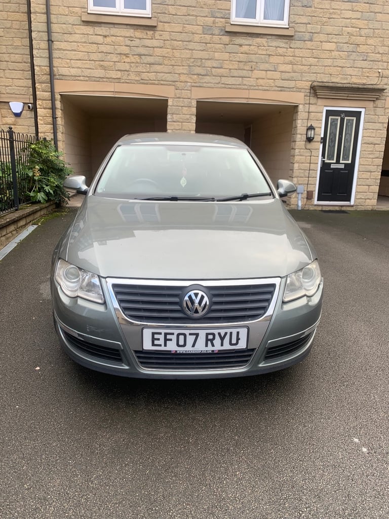 Cheap Volkswagen, PASSAT, Saloon, 2007, Semi-Auto, 1968 (cc),4 doors for sale in Bradford, West Yorkshire