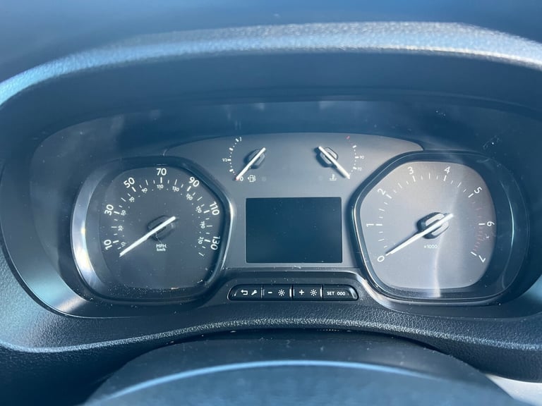 2021 Vauxhall Vivaro 2900 1.5d 100PS Dynamic H1 Van PANEL VAN Diesel Manual