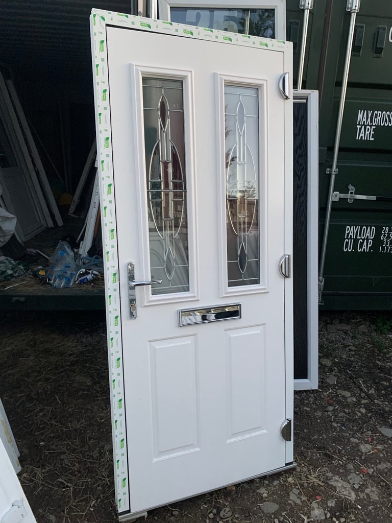 Brand new composite front door with high security locks Free local delivery 