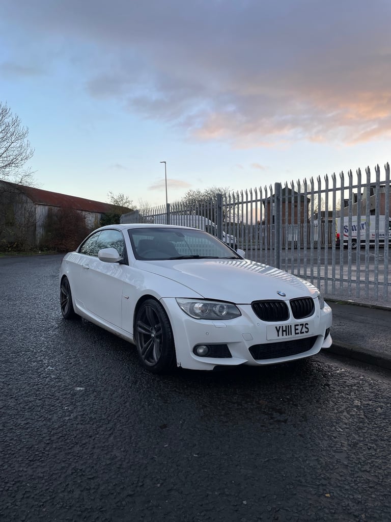 image for BMW, 3 SERIES, 320d E93 Convertible, 2011, Manual, 1995 (cc), 2 doors