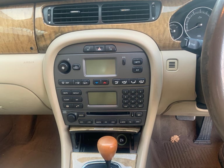 2005 Jaguar X-Type 2.5 V6 SE 5dr Auto ESTATE Petrol Automatic