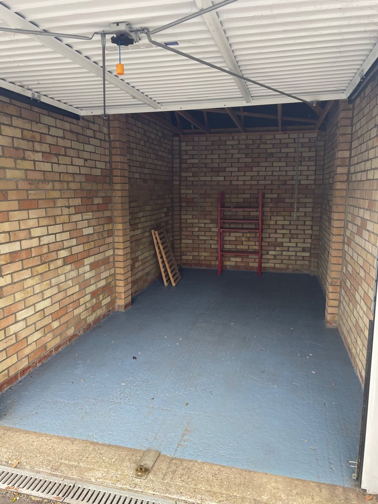 Garage to rent. Central Chelmsford CM1 3GN