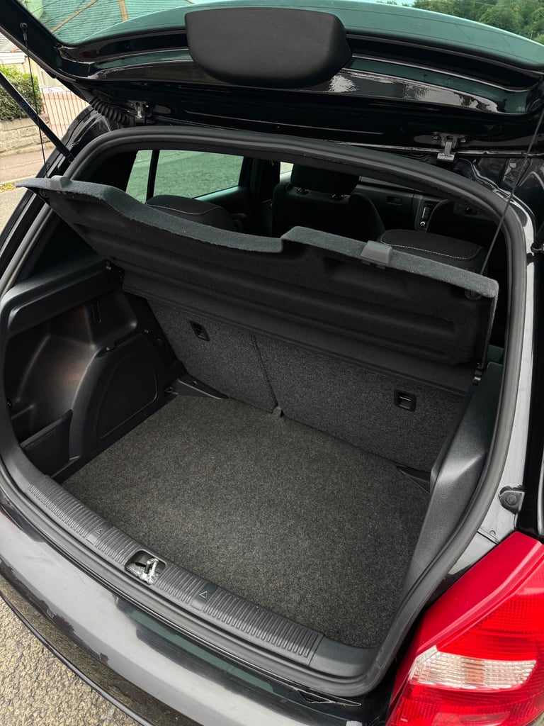 Skoda, FABIA, Hatchback, 2014, Manual, 1197 (cc), 5 doors