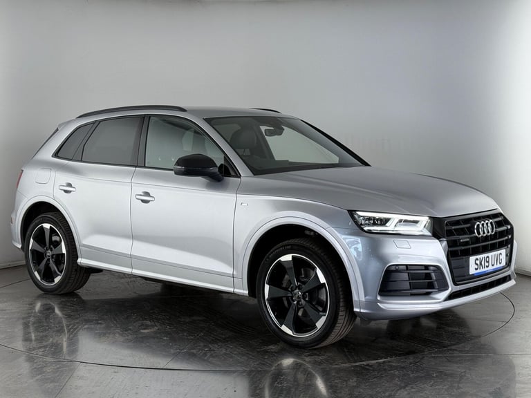 image for  Audi Q5 2.0 TDI 40 Black Edition S Tronic quattro Euro 6 (s/s) 5dr Diesel Automatic