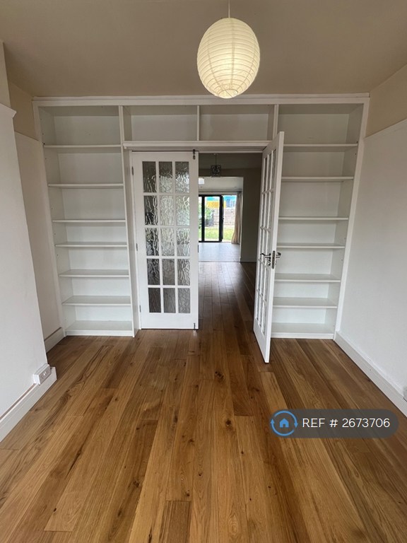 3 bedroom house in Cromwell Road, Cambridge, CB1 (3 bed) (#2673706)