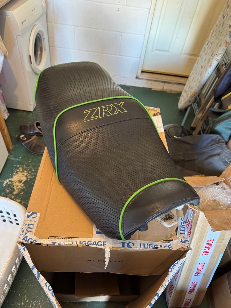 Kawasaki ZRX1100 Seat