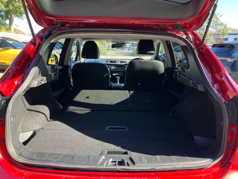 2016 Nissan Qashqai 1.5 dCi Tekna 5dr SUV DIESEL Manual