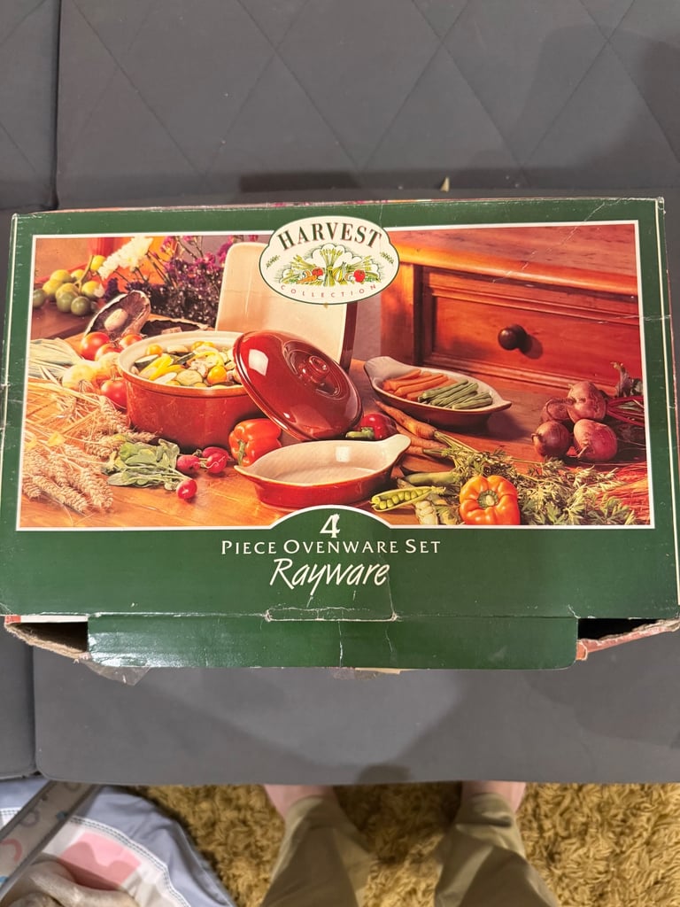 image for Brand New 4 Piece Ovenware set Ryanware