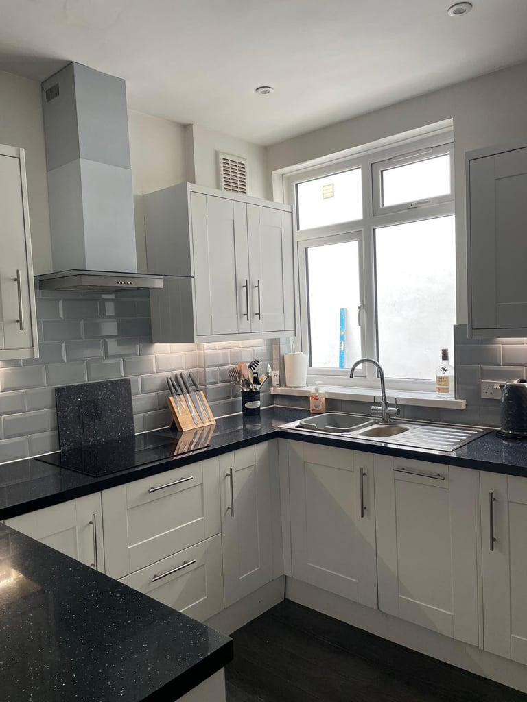image for Kitchen for sale  - excellent condition 