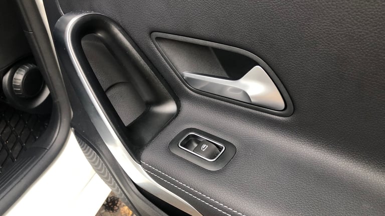 2022 Mercedes-Benz A-Class A 200 SPORT EXECUTIVE AUT Saloon Petrol Automatic