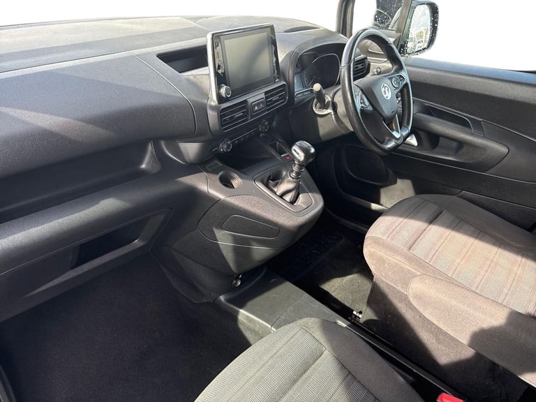 2022 Vauxhall Combo Life 1.5 Turbo D SE 5dr [7 seat] MPV DIESEL Manual